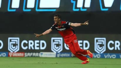 వాషింగ్టన్ సుందర్కి గాయం... లక్కీ ఛాన్స్ కొట్టేసిన ఆర్సీబీ ప్లేయర్ షాబాజ్ అహ్మద్...