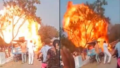 నిన్న ఎలక్ట్రిక్ బైక్.. నేడు బుల్లెట్ బైక్.. పూజ కోసం వస్తే ఒక్కసారిగా బ్లాస్ట్.. వీడియో వైరల్..