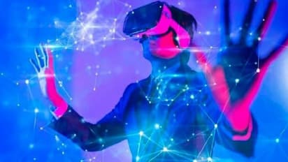 Metaverse প্রযুক্তি কি, এখানে আপনি বাস্তব আর ভার্চুয়াল জগতের পার্থক্য ভুলে যাবেন