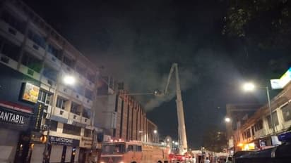 जयपुर के होटल में आग: आधी रात बाद बार बंद कर सोया था स्टाफ कि तभी धुआं देख फूली सांस, इधर-उधर भाग सभी को जगाया