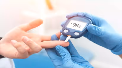 പ്രമേഹവും പുകവലിയും തമ്മിലുള്ള ബന്ധം ? ​ വിദ​ഗ്ധർ പറയുന്നു