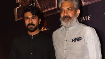 RRR సక్సెస్ పార్టీలో బాలీవుడ్ తారలు.. హాట్ హాట్ గా రచ్చ చేసిన రాఖీ సావంత్ 