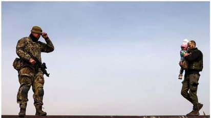  Dad's army:  60 വയസുവരെയുള്ള, വിരമിച്ച സൈനികരുടെ സേവനം ഉപയോഗിക്കാന്‍ റഷ്യ 