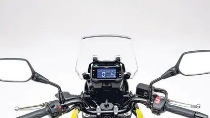 Suzuki V-Strom 250 : സുസുക്കി വി സ്‍ട്രോമും എതിരാളികളും തമ്മില്‍; വില, സവിശേഷതകൾ താരതമ്യം 