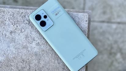 इंडिया में लॉन्च हुआ आधे घंटे में फुल चार्ज होने वाला Realme GT 2 Pro स्मार्टफोन, देखें फीचर्स और कीमत