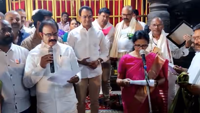 అశోక్ గజపతి లేకుండా కొత్త ట్రస్ట్ బోర్డ్ సభ్యుల ప్రమాణ స్వీకారం