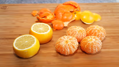 నారింజ పండ్లను వీళ్లు పొరపాటున కూడా తినొద్దు.. 