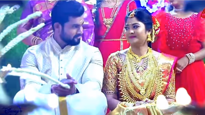 Mounaragam : വന് താരനിരയോടെ കിരണ് കല്ല്യാണി വിവാഹം : കയ്യടിച്ച് ആരാധകരും