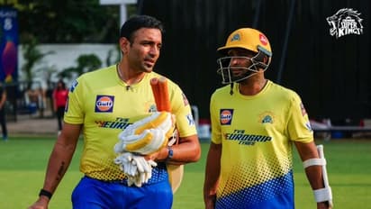 ഐപിഎല്ലില് ഇന്ന് ദക്ഷിണേന്ത്യന് പോര്; സൂപ്പര് താരമില്ലാതെ ആര്സിബി, ആദ്യജയത്തിന് ചെന്നൈ- സാധ്യതാ ഇലവന്