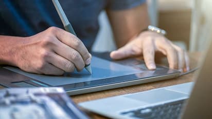 इन लैंग्वेज को सीख कर हर साल कमा सकते हैं 10 लाख रुपए, 6 महीने से एक साल तक के लिए होता है कोर्स