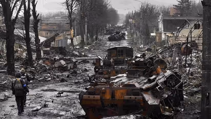 Next few days are crucial: Zelenskyy as Russian troops move to eastern Ukraine; 10 updates