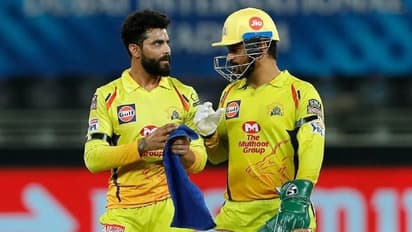 IPL 2022: ನಾಯಕತ್ವದಿಂದ ಕೆಳಗಿಳಿದಿದ್ದು ಧೋನಿಯ ತಪ್ಪು ನಿರ್ಧಾರವೆಂದ ಸೆಹ್ವಾಗ್..!