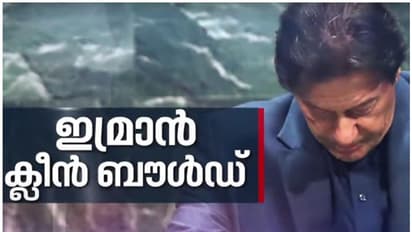 Pakistan : ഇതിഹാസ നായകനിൽ നിന്ന് വില്ലനിലേക്ക്; അവിശ്വാസപ്രമേയത്തിൽ അധികാരം കൈവിട്ട് ഇമ്രാൻ ഖാൻ