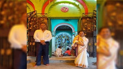 বসন্তের পোড়া রোদে বাসন্তি পুজোয় দুই পদার্থবিদ, মুখোমুখি দেবীপ্রসাদ ও সুস্মিতা 