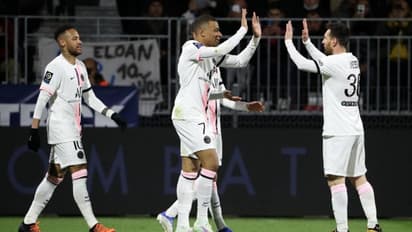 നെയ്മറിനും എംബാപ്പെയ്ക്കും ഹാട്രിക്, ട്രിപ്പിള് അസിസ്റ്റുമായി മെസി! ആറാടി പിഎസ്ജി; ലാലിഗയില് റയലിന് ജയം