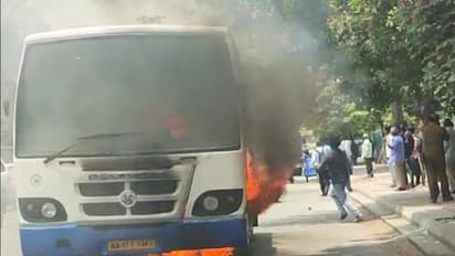 Bengaluru: ಧಗಧಗ ಹೊತ್ತಿ ಉರಿದ ಬಿಎಂಟಿಸಿ ಬಸ್: ಪ್ರಯಾಣಿಕರು ಸೇಫ್