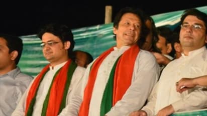 आखिरी बॉल तक लड़ते हुए इमरान बना गए ये रिकॉर्ड, PTI के नेता बोले- लुटेरे फिर से लौट आएंगे