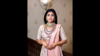 జస్ట్ అమేజింగ్.. నడుము ఒంపులతో మైమరపిస్తున్న తెలుగు బ్యూటీ, పిక్స్ వైరల్ 