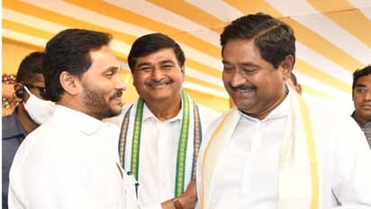 జగన్ కొత్త కొలువులో వీరే (ఫోటోలు)