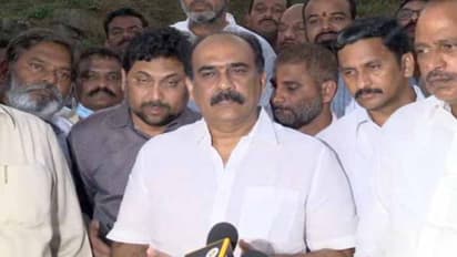 విజయసాయిరెడ్డితో బాలినేని శ్రీనివాస్ రెడ్డి భేటీ .. వైసీపీలో కలకలం