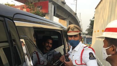 Naga Chaitanya: పోలీసులకు బుక్కైన నాగ చైతన్య... కారుకు జరిమానా!