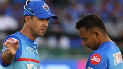 నన్నెవరూ మెచ్చుకోవడం లేదు.. నాకే సిగ్గుగా ఉంది.. : ముంబై రంజీ కెప్టెన్ షాకింగ్ కామెంట్స్ 