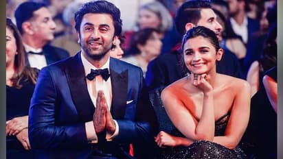 ಬಪ್ಪನ ಆಶೀರ್ವಾದದೊಂದಿಗೆ Alia-Ranbir ಮದುವೆಯ ಆಚರಣೆಗಳು ಪ್ರಾರಂಭ!