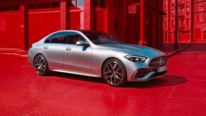 2022 Mercedes C-Class को बस 50 हजार रुपए में करें बुक, धांसू फीचर्स वाली कार इस तारीख को होगी लॉन्च