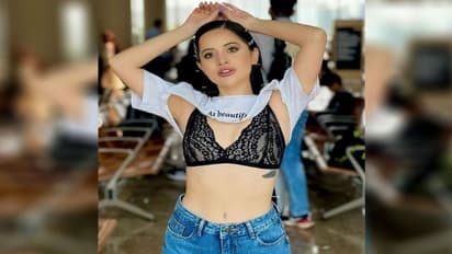 उर्फी जावेद एयरपोर्ट पर फ्लॉन्ट की ब्रा, नेटिजन्स बोले-कोई काम नहीं है रे पगली