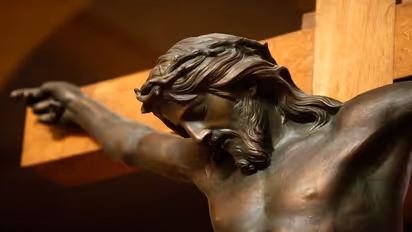 Good Friday 2022: Wishes, WhatsApp status, quotes and messages you can send to your loved ones 