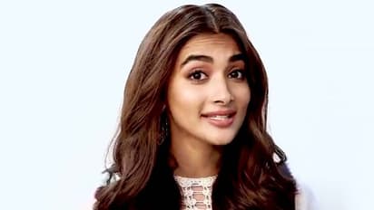 Pooja Hegde: ఈమాత్రం దానికే ఇంత హడావిడా...? బీస్ట్ విషయంలో పూజా హెగ్డే పై ట్రోలింగ్