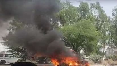 हरियाणा में दिल दहलाने वाला हादसा : ट्रक की टक्कर के बाद कार में आग, 45 मिनट तक जिंदा जलते रहे तीन शख्स