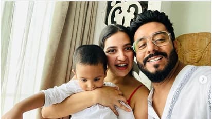 পয়লা বৈশাখ কেমন কাটছে টলি তারকাদের, দেখে নিন নববর্ষ সেলিব্রেশনের কিছু ঝলক