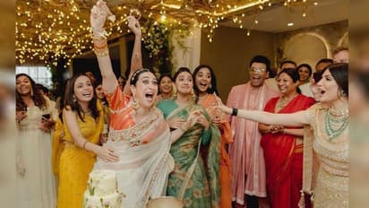 रणबीर कपूर के बाद अब Karisma Kapoor की होगी शादी!आलिया का कलीरा पाने पर खुशी से झूमी एक्ट्रेस