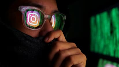 Insagram एकाउंट हैक होने पर ऐसे करें चुटकियों में रिकवर, जाने एकाउंट सेफ रखने का सही तरीका 