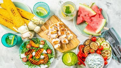 ডায়েটিং-এর সময় স্ন্যাক্সে কী খাবেন তা নিয়ে চিন্তিত? বানাতে পারেন এই পাঁচটি খাবার