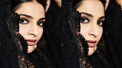 ফিনফিনে পোশাকে স্পষ্ট বেবিবাম্প,উষ্ণতার পারদ চড়াতেই কপি ক্যাটের তকমা জুটল সোনমের