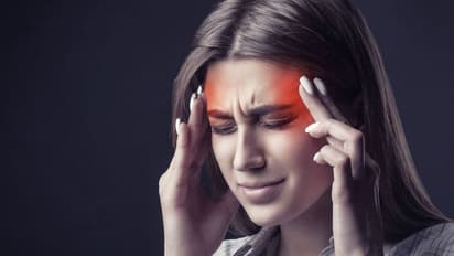 Biofeedback : വിട്ടുമാറാത്ത തലവേദന അലട്ടുന്നുണ്ടോ?  'ബയോ ഫീഡ്ബാക്ക്' ചികിത്സയിലൂടെ കുറച്ച് കൊണ്ടുവരാം