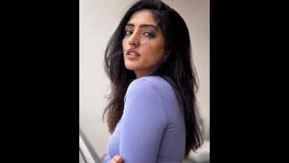 Easha Rebba Photos : మ్యాగ్నెట్ చూపులతో ఆకర్షిస్తున్న తెలుగు హీరోయిన్.. మతిపోయేలా ఈషా రెబ్బా స్టిల్స్..