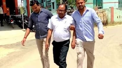  एरियर निकालने की रिश्वत लेते पकड़े गए कन्नौज के सीनियर लिपिक, लखनऊ विजिलेंस टीम ने दर्ज किया मुकदमा