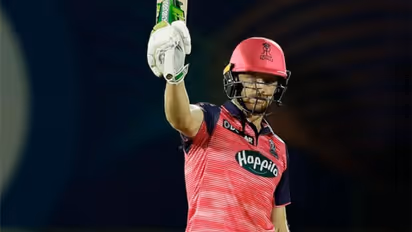Jos Buttler: బట్లర్ మళ్లీ బాదెన్.. సీజన్ లో రెండో సెంచరీ సాధించిన రాజస్తాన్ ఓపెనర్..