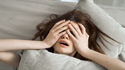 সপ্তাহ শেষে হ্যাংওভার দূর করে এই পদ্ধতিতে শরীরকে করুন ডিটক্সিফাই