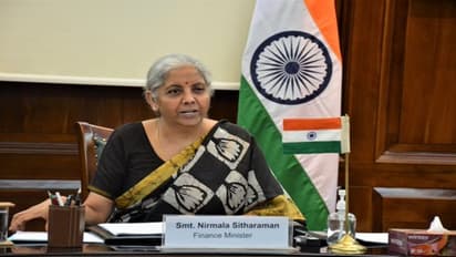 ചില്ലറയായി തൂക്കി വിൽക്കുന്ന സാധങ്ങൾക്ക് ജിഎസ്ടി ഉണ്ടാവില്ല; വ്യക്തത വരുത്തി നിർമ്മല സീതാരാമൻ