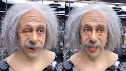 Albert Einstein’s look-a-like robot smiles, winks & Nods his Head; Watch the video