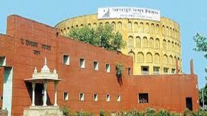 राजस्थान में कर्मचारियों ने क्यों किया पेन डाउन हड़ताल, काम के लिए भटक रही जनता