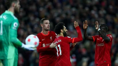 EPL : ഇപിഎല് ചരിത്രത്തിലാദ്യം; ആൻഫീൽഡിൽ ലിവര്പൂളിനോട് നാല് ഗോളിന് തോറ്റ് യുണൈറ്റഡ്