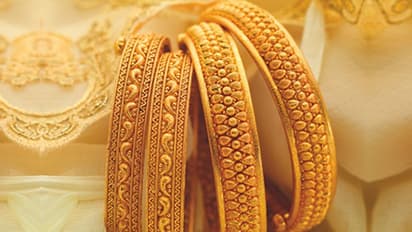 Gold Rate Today: വിശ്രമം തുടർന്ന് സ്വർണവില, മാറ്റമില്ലാതെ വെള്ളിയുടെ വിലയും ; വിപണി നിരക്കുകൾ അറിയാം 