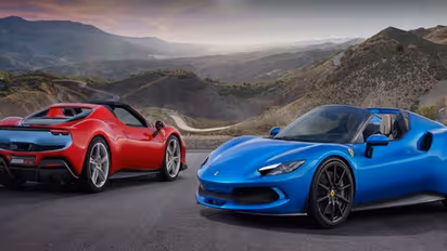 Ferrari 296 GTS convertible hybrid model unveiled