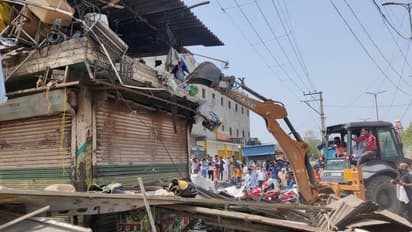 ಉತ್ತರಪ್ರದೇಶ, ಮಧ್ಯಪ್ರದೇಶ ಬಳಿಕ ದೆಹಲಿಗೂ ತಲುಪಿದ ಬುಲ್ಡೋಜರ್!