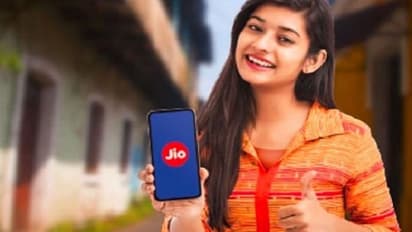 Jio Recharge Plans:డైలీ డేటా లిమిట్ అయిపోయిందని ఆందోళన చెందుతున్నారా.. ఈ ప్లాన్‌లు మీకు ప్రత్యేకమైనవి